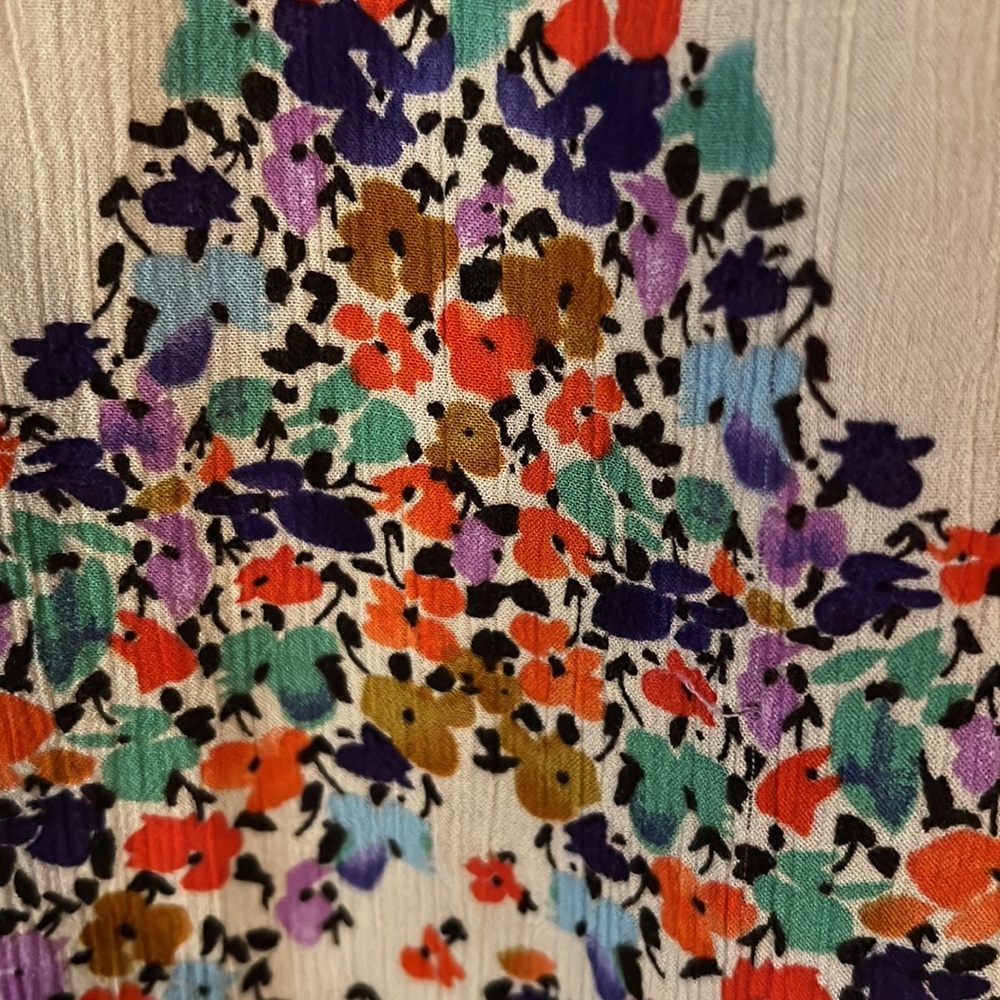 Democracy Ruffled Blouse - Picture 3 of 6